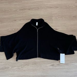 Lululemon Softer Still Wrap